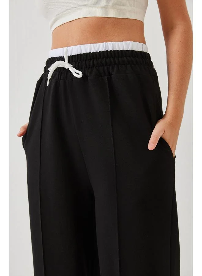 Ginger  Contrast Waistband Detail Straight Fit Pants for Women | Best Price UAE