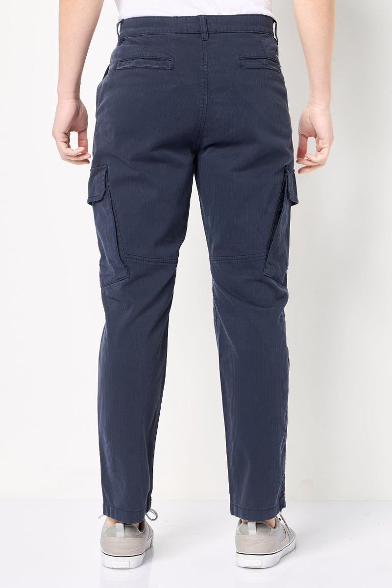 DKNY Men Regular Fit Textured Cargo Pants, Dark Navy - Image 4
