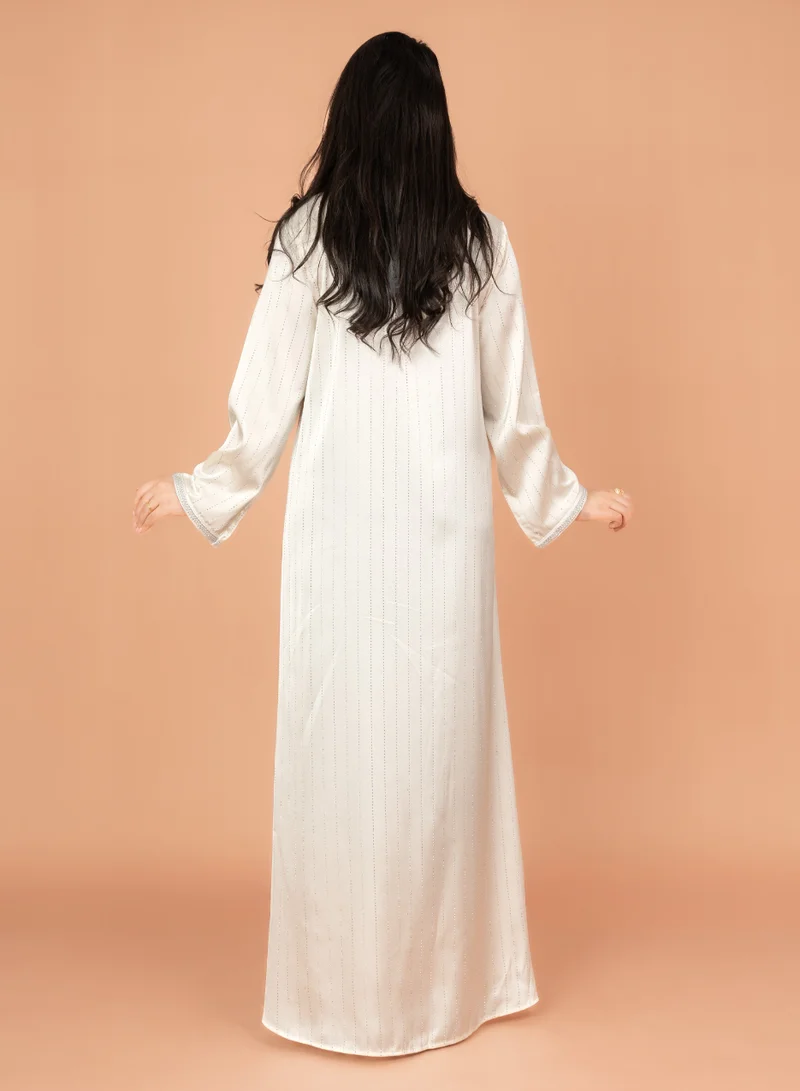 اكسا جلابية كرستال فخمة IK2014 ابيض