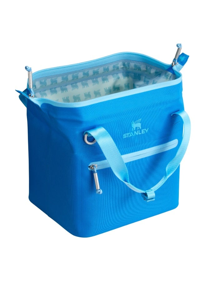 Stanley All Day Julienne Mini Cooler Bag 7.4 QT (10 Can) | Compact Soft Cooler for Picnics, Beach, Hiking & Daily Commute | 12H Cooling Performance with Leak-Proof Winged Bear Liner | Unique Doctor’s Bag Hinge-Top Design | Recycled Polyester | Adjustable Strap, Front Zip Pocket, Lightweight 0.41 kg | Portable Insulated Lunch Tote for Snacks, Meals, Drinks & Outdoor Adventures - Image 3