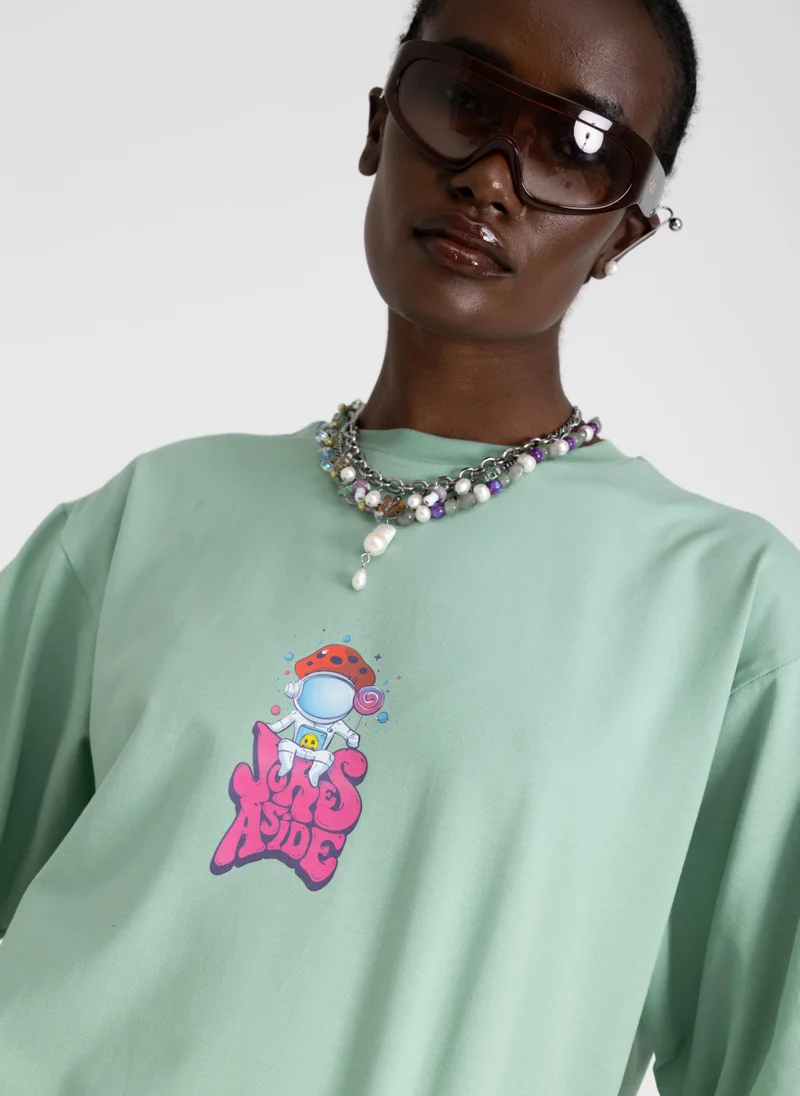 JOKES ASIDE Smoke Green LOGO T-shirt