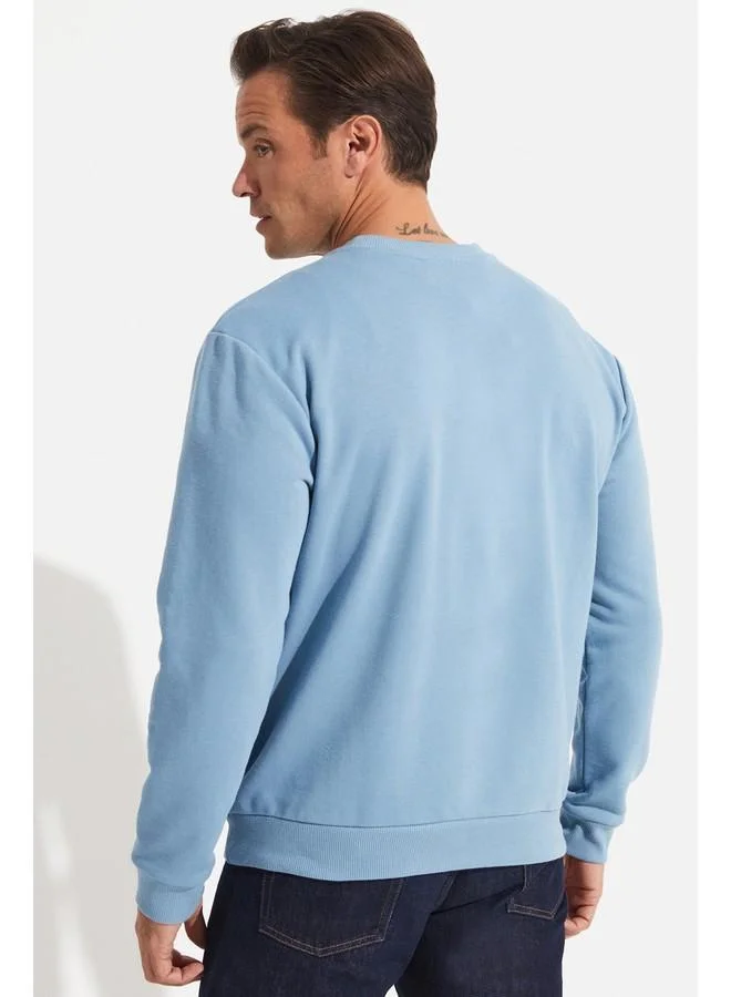 JUNE June Men Regular Fit Basic Crew Neck Sweatshirt Light Blue