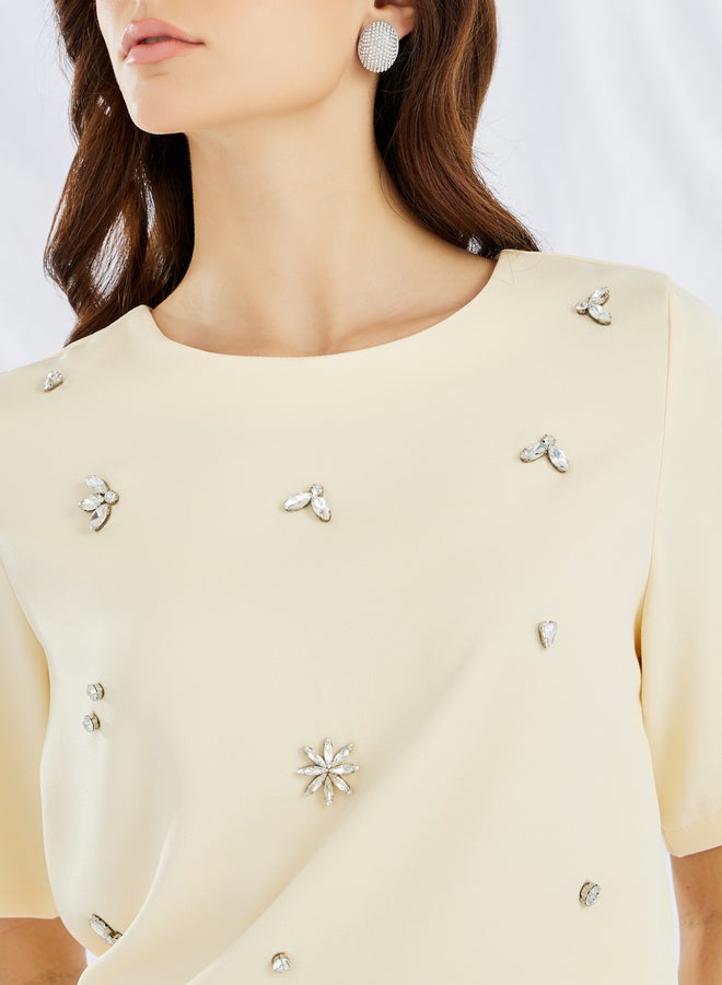 Styli Embellished Short Sleeve Top and Skirt Co-Ords  - Image 4