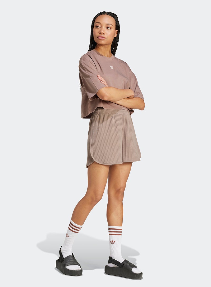 adidas Originals Essential Wide Ribbed Sprinter Shorts  - Image 5