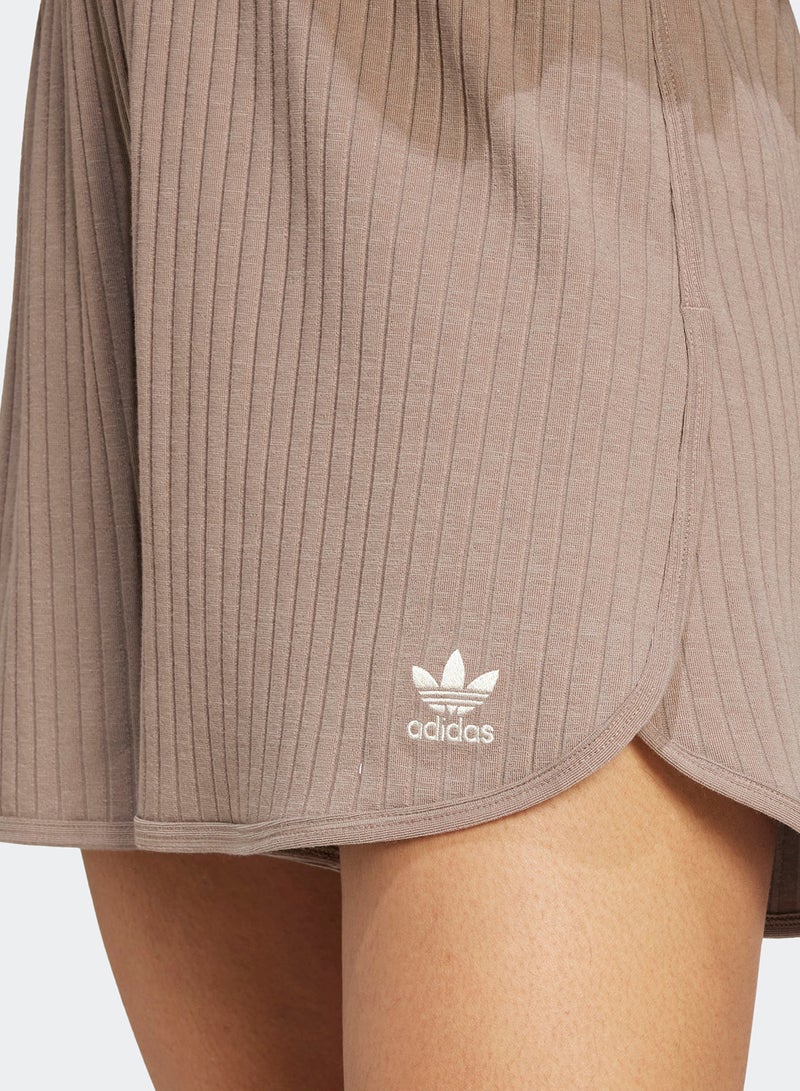 adidas Originals Essential Wide Ribbed Sprinter Shorts  - Image 4