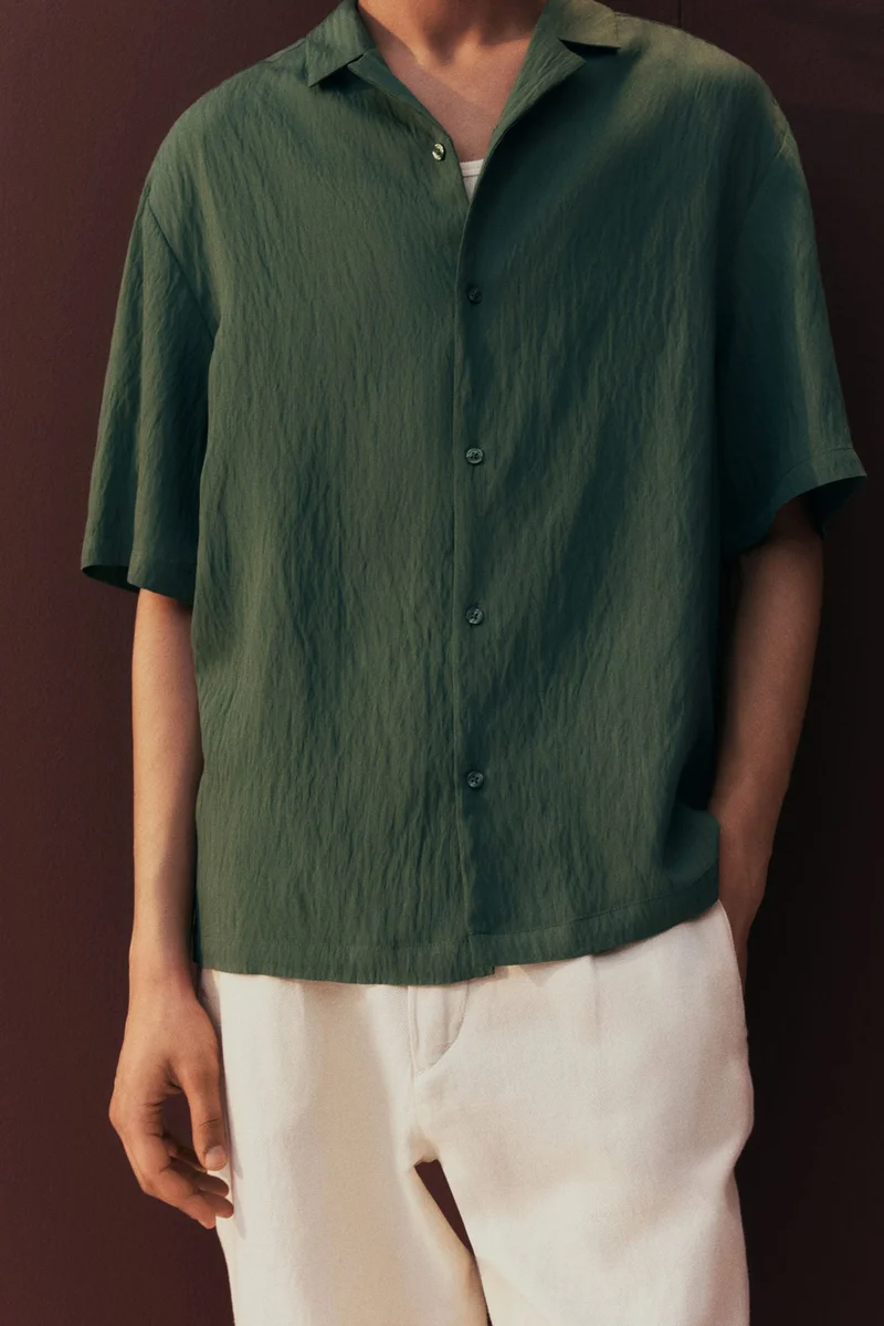 H&M Loose Fit Crinkled resort shirt