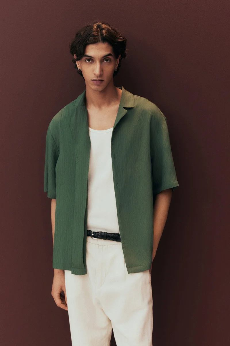 H&M Loose Fit Crinkled resort shirt
