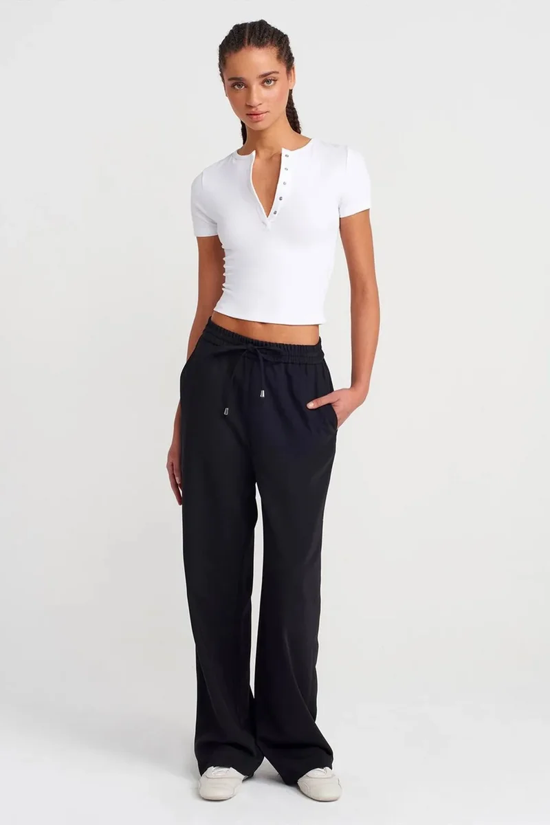 DILVIN Wide-Leg Crepe Trousers