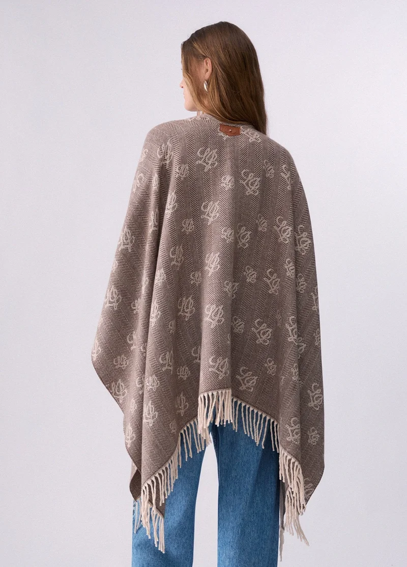 ليو جو Jacquard Poncho