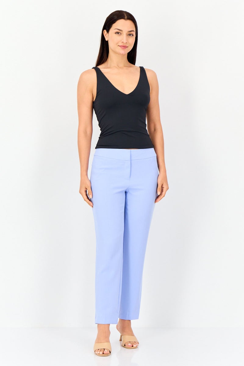 bebe Women V Neck Solid Sleeveless Top, Black - Image 4