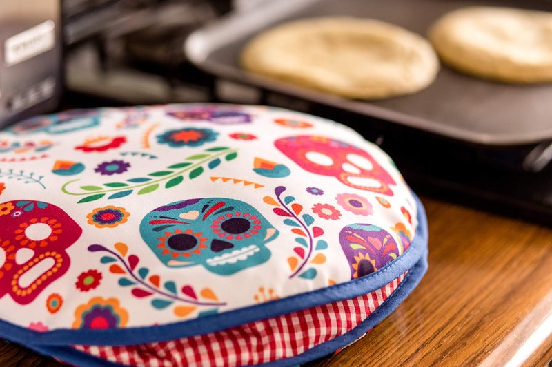 La Tortilla Oven Insulated and Microwaveable, Fabric Pouch Keeps Them Warm for up to One Hour! Perfect Holder for Corn & Flour, Insulated Keeper! - Image 5
