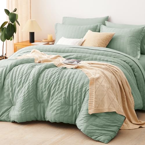 CozyLux Full Seersucker Bedding Set  7Piece All Season Comforter Set with Sham Flat  Fitted Sheets Pillowcase  Sage Green