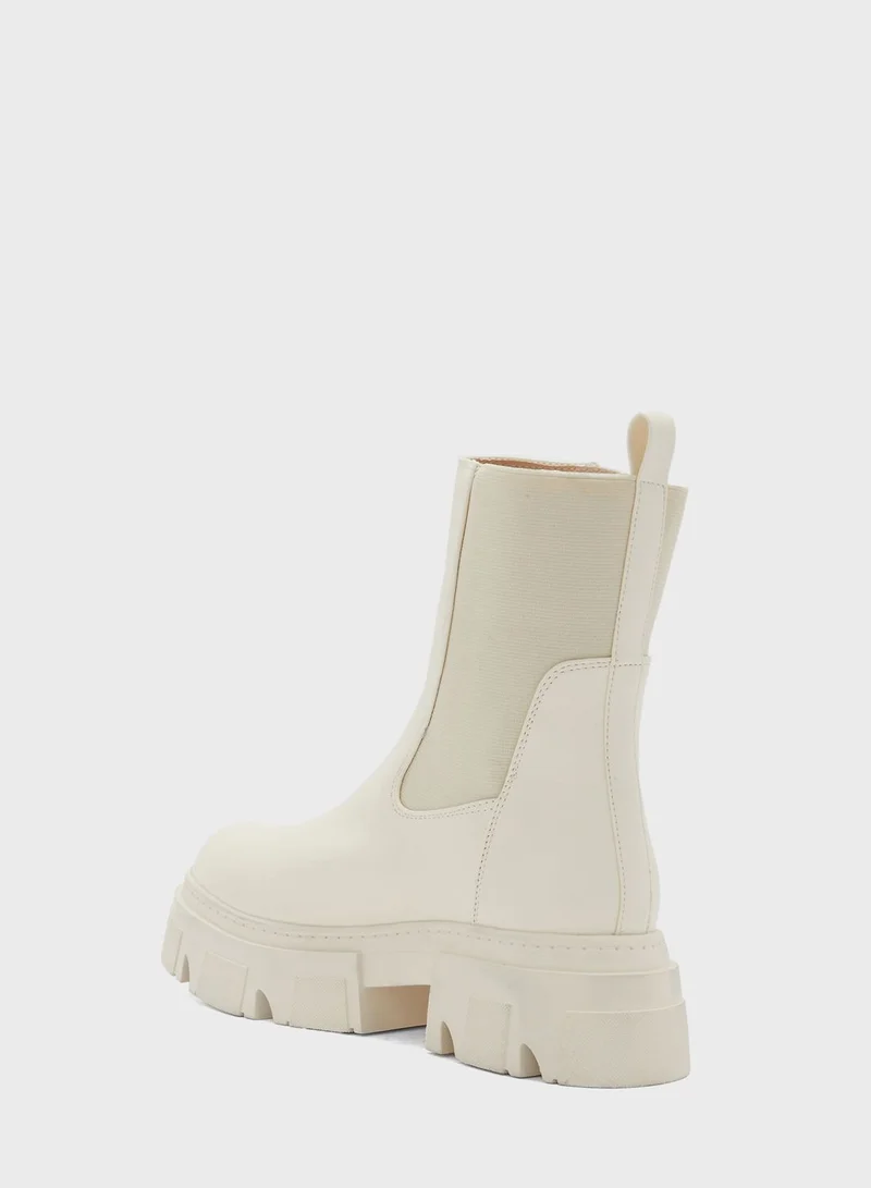 PUBLIC DESIRE Edgy Ankle Boot