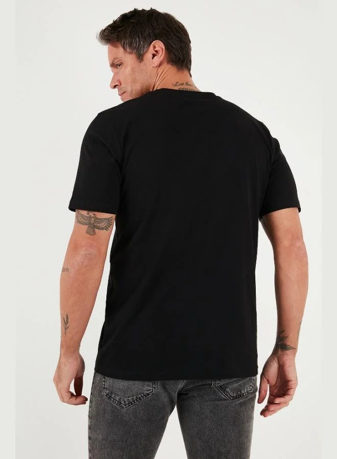 Buratti  Buratti Detailed Cotton Regular Fit Crew Neck T-Shirt Men's T-Shirt 59020203 for Men | Best Price UAE