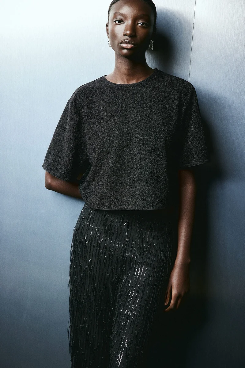 اتش اند ام تي-شيرت قصير