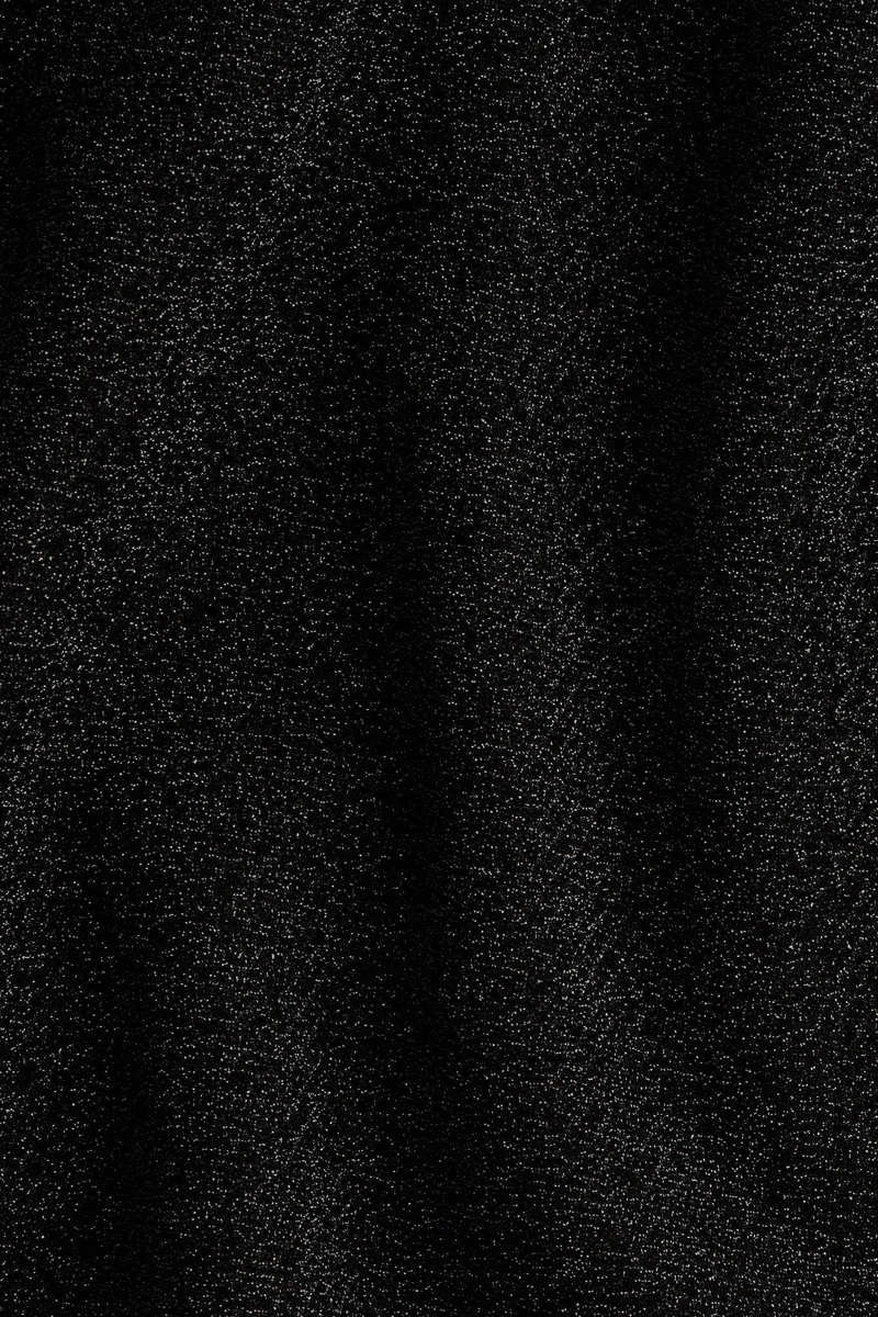 اتش اند ام تي-شيرت قصير