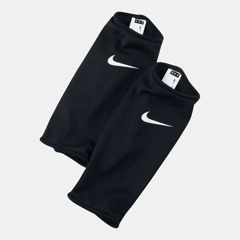 Nike Guard Lock Football Guard Sleeves (1 Pair)