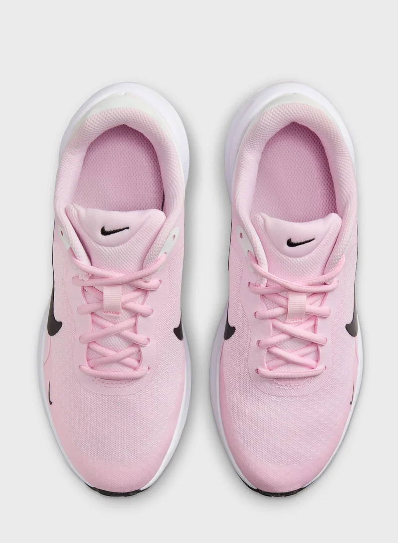 Nike Youth Revolution 7 Gs