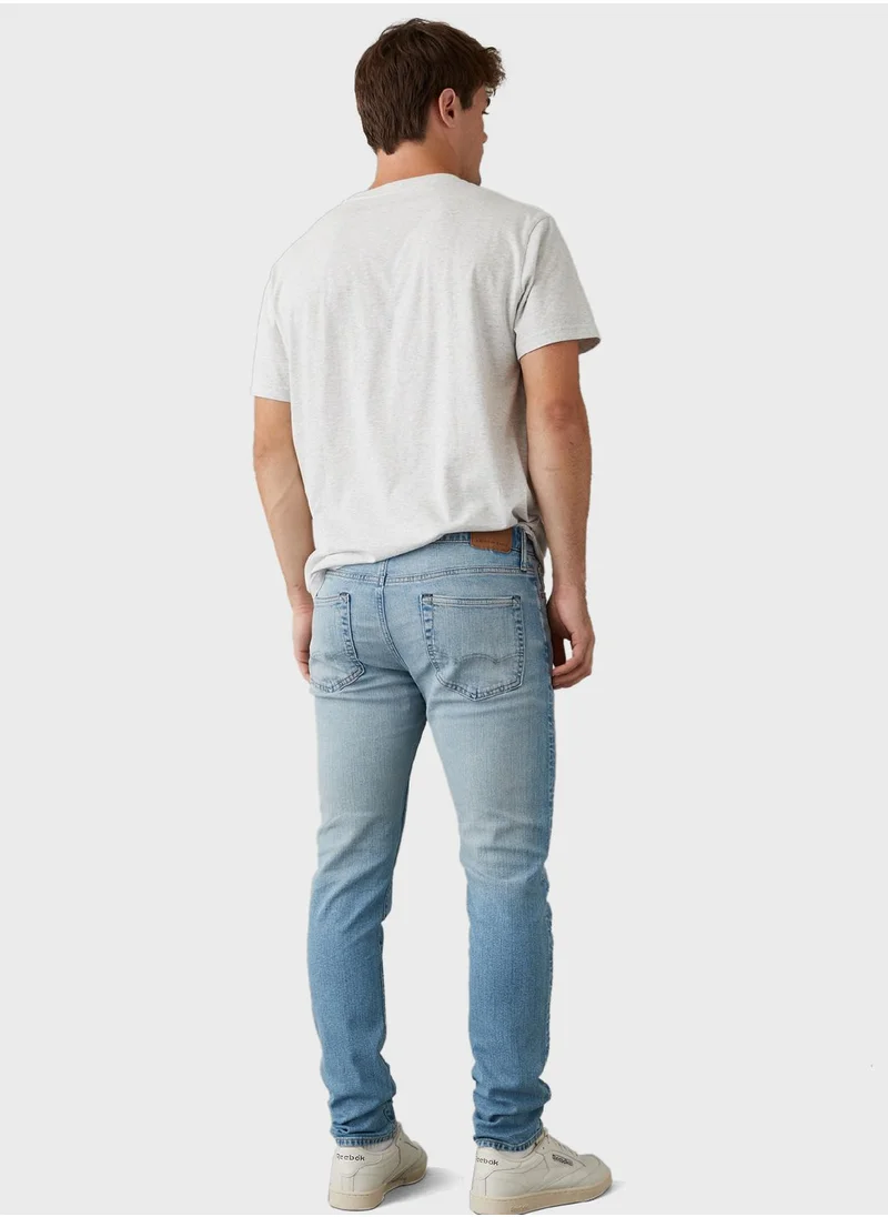 American Eagle Light Wash Skinny Fit Jeans
