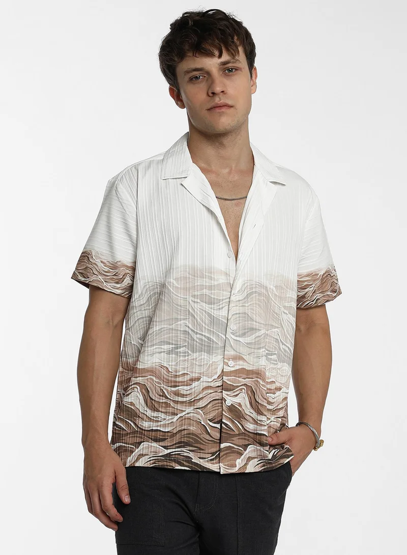 Campus Sutra Campus Sutra Men's Ivory White & Tan Brown Desert Ombre Shirt For Casual Wear | Cuban Collar | Short Sleeve | Button Closure | Shirt Crafted With Comfort Fit For Everyday Wear