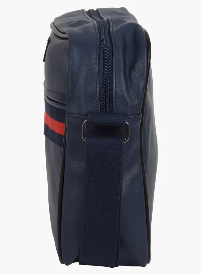 Lee Cooper Men Zippered Messenger Bag