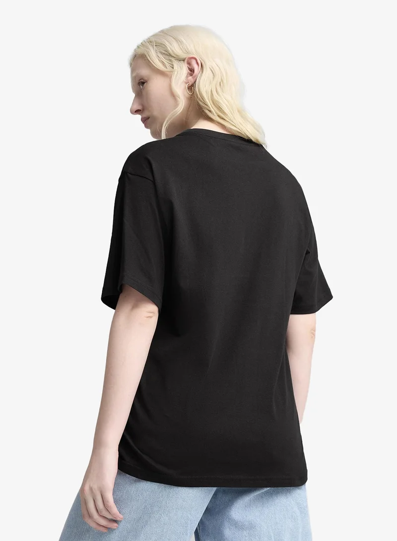 بوما تيشيرت أساسي رقم  بشعار مريح