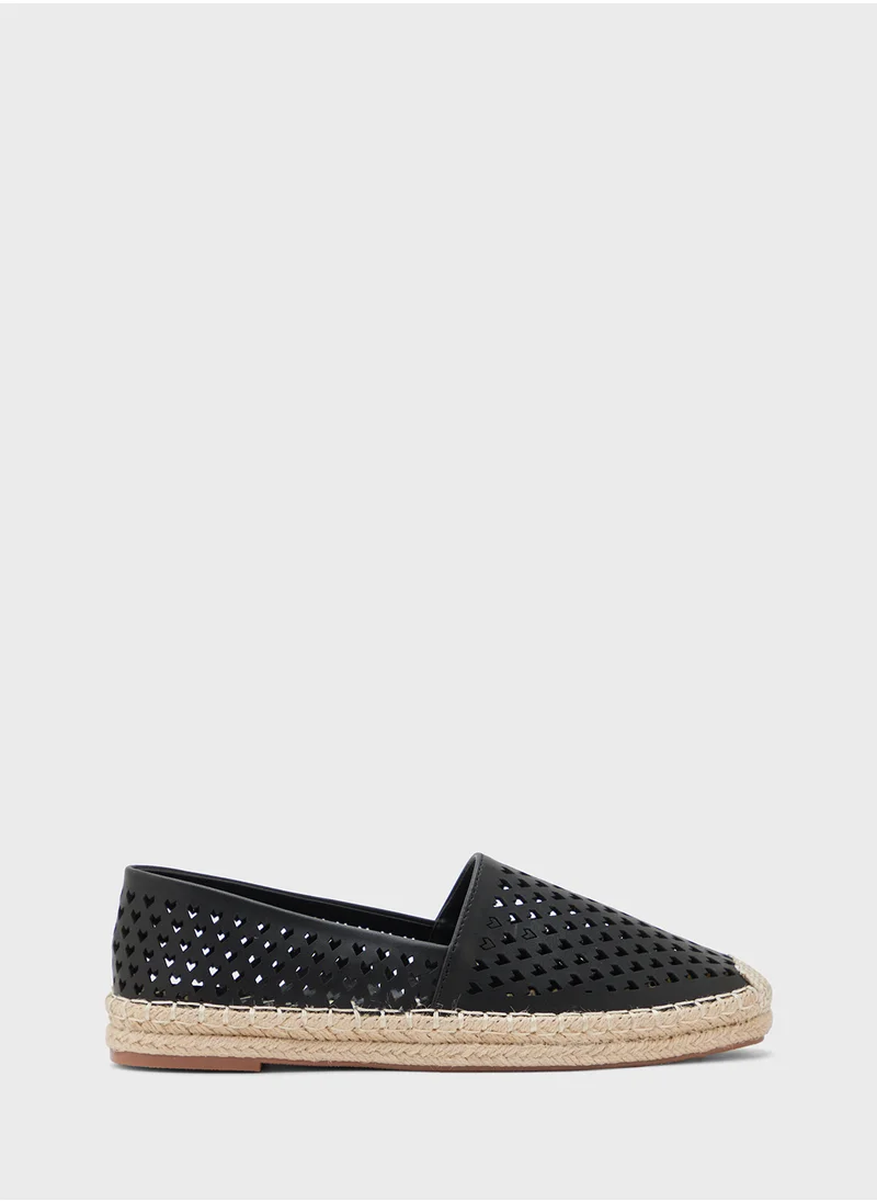 جينجر Heart Cut Out Espadrille