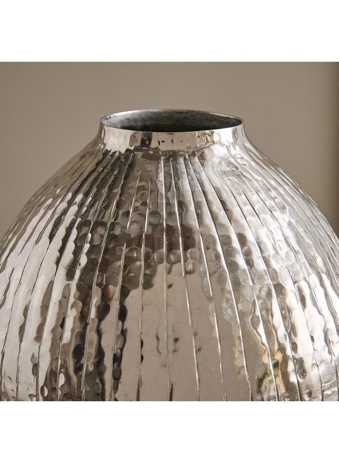 Home Box Arizona Aluminium Sparkle Ribbed Spindle Vase 21.5 x 21.9 x 29 cm - Image 3