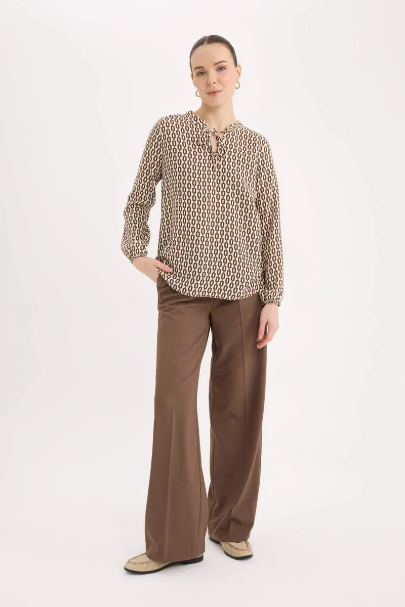 ديفاكتو Regular Fit Crew Neck Printed Long Sleeve Blouse
