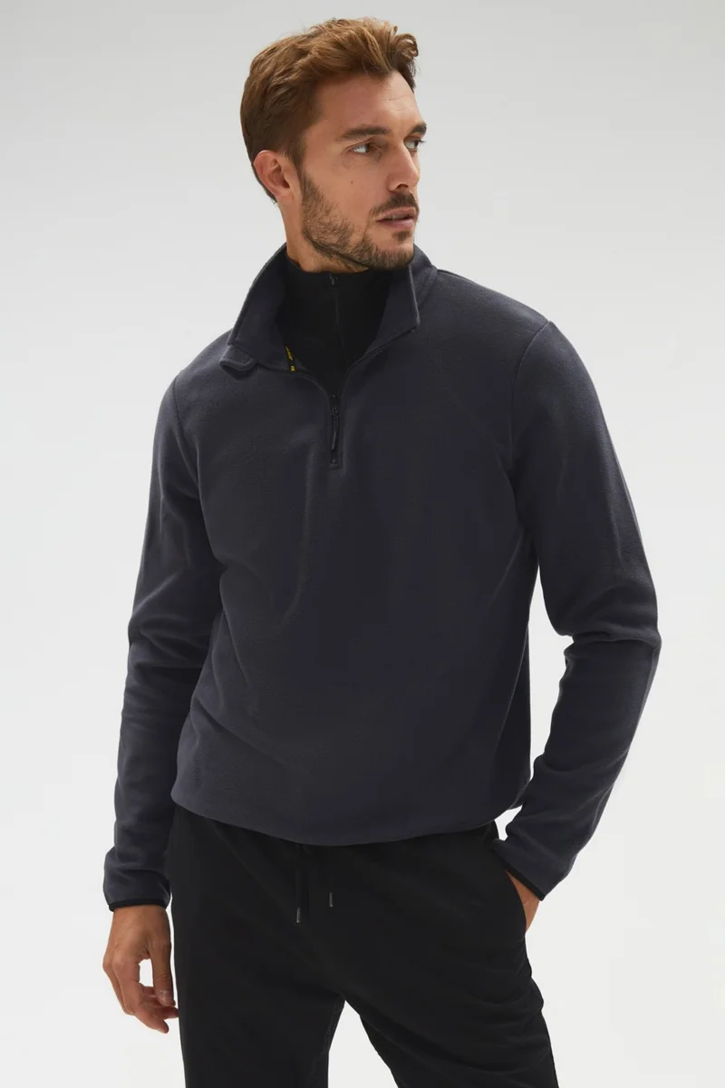 جويستار Men's Regular Fit Half Zipper Fleece Sweatshirt