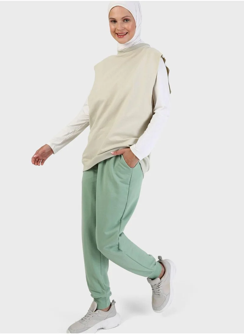Refka by modanisa Round Neck Sweatshirt