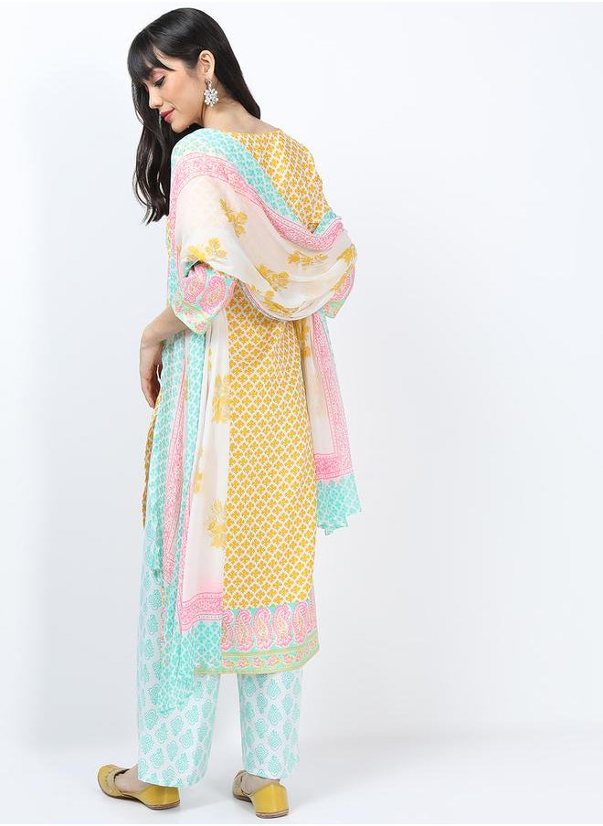 Vishudh Pack of 3 - Paisley Print Kurta, Palazzos & Dupatta by Styli  - Image 3