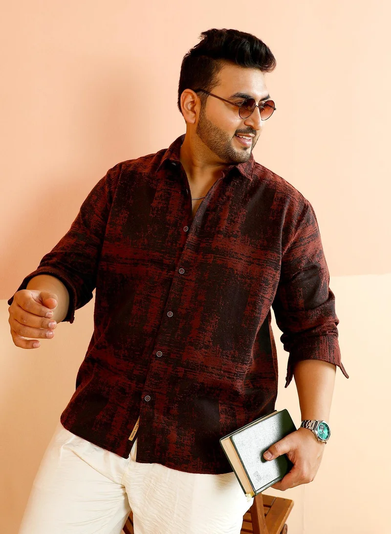 انستافاب بلس قميص رجالي منسوج بتدرج لوني عنابي كاجوال بياقة عريضة وأكمام طويلة بأزرار مقاس كبير بتصميم مريح للاستخدام اليومي