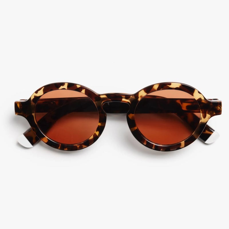 BARNER Charles Tortoise Sun Lente: Cr22 Brown - Unisex  Round Sunglasses - Image 1