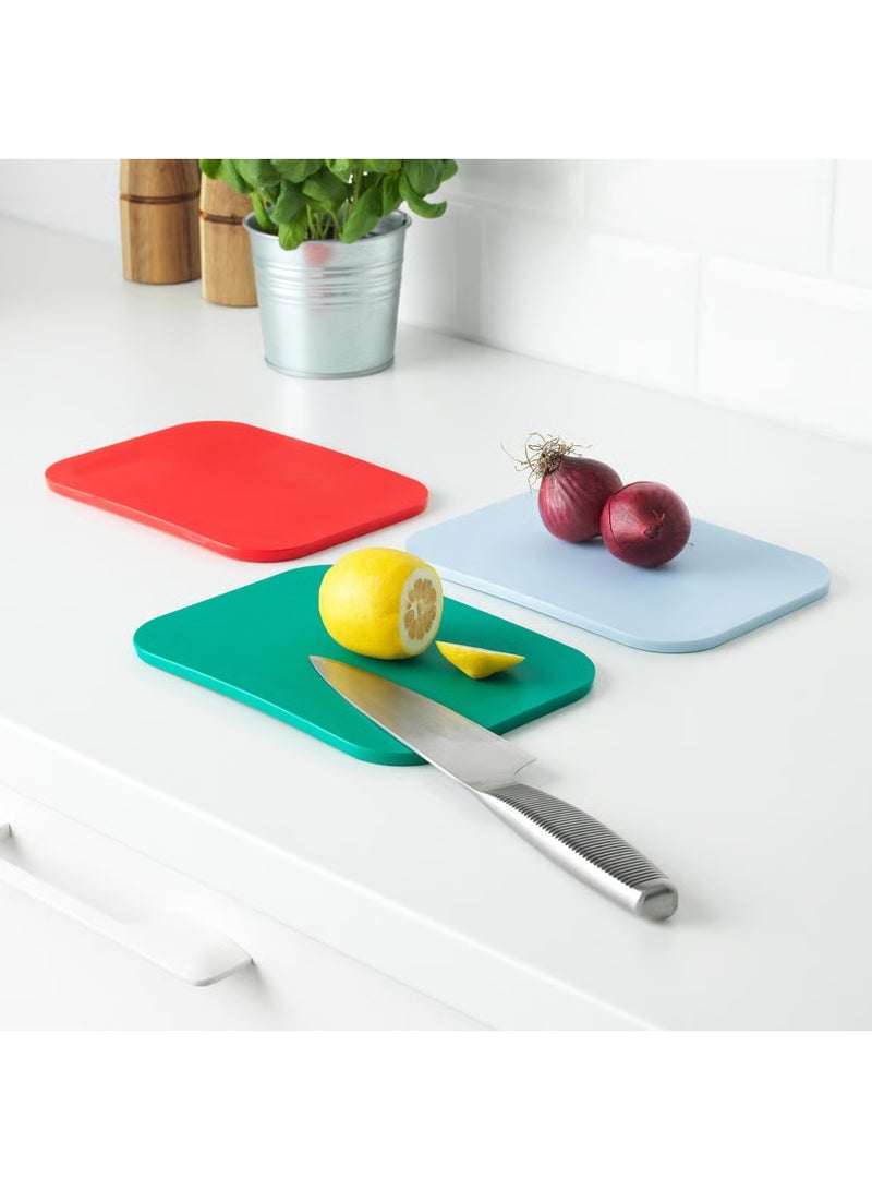 IKEA (IKEA) مجموعة 3 ألواح تقطيع IKEA 365+ – 22×16 سم، بلاستيك متين، متعدد الألوان، متعددة الاستخدام - Image 2
