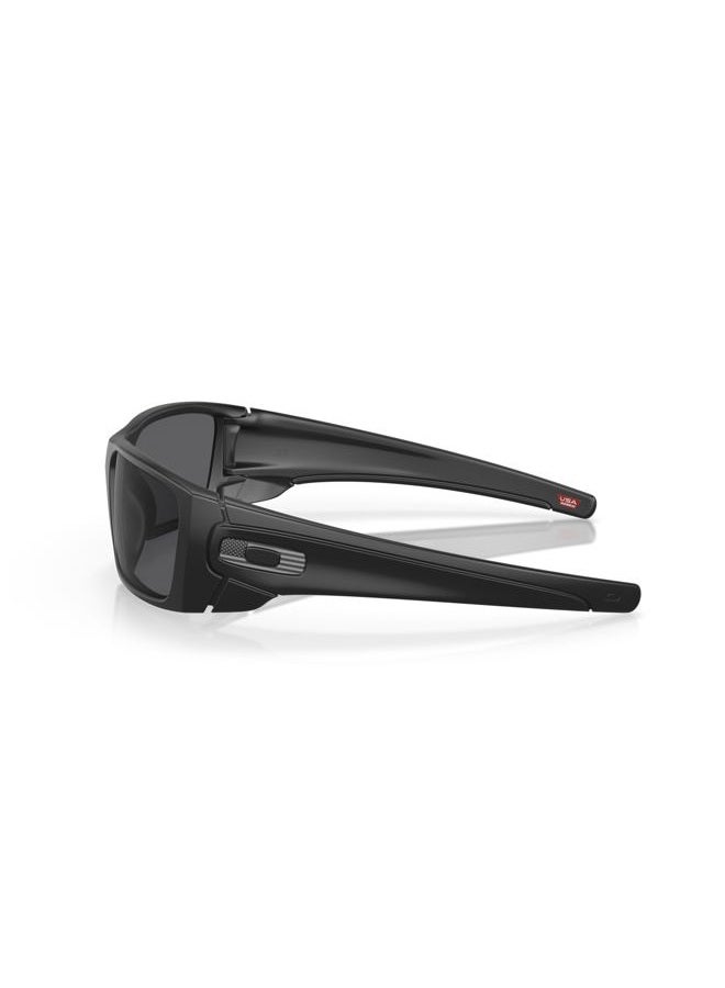 OAKLEY Men's OO9096 Fuel Cell Wrap Sunglasses, Si Matte Black Usa Flag/Grey, 60 mm - Image 2