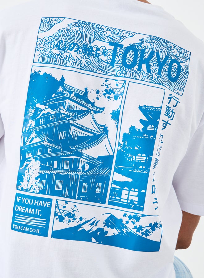 ستايلي تيشيرت رجالي واسع بطبعة جرافيك يابانية من الخلف - Image 4