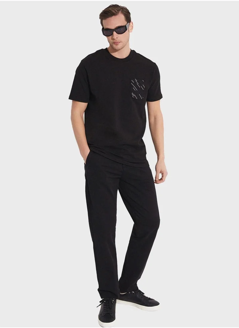 جون Essential Crew Neck T-Shirt