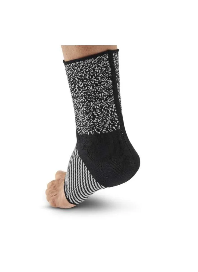 CEP CEP - Max Support Ankle Sleeve Black/White Unisex