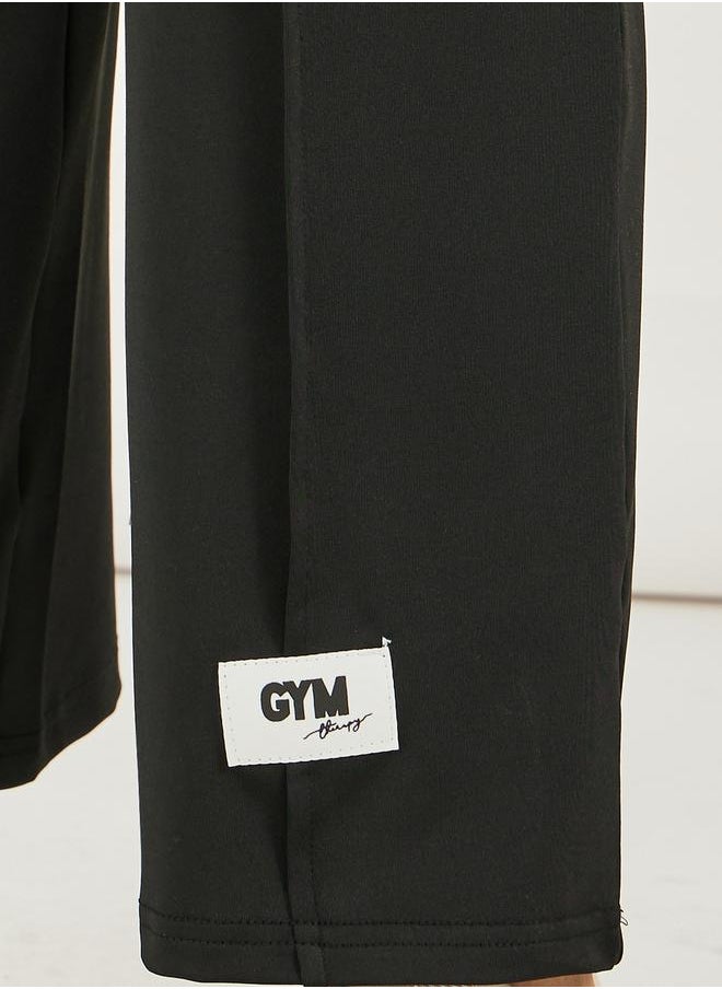 Styli Self Fabric Binding Patch Detail Straight Pants  - Image 4