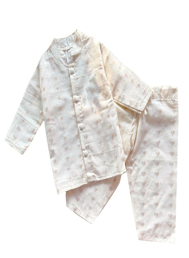 Picksparrow طقم بيجاما وقميص كورتا للأطفال الرضع من Picksparrow (قلوب) (كريمي، 6-12 شهرًا) - Image 1