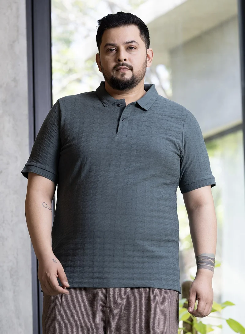 انستافاب بلس تيشيرت بولو رجالي مقاس بلس بلون رمادي فاحم بنقشة كلاب هاوند مضلعة للملابس الكاجوال