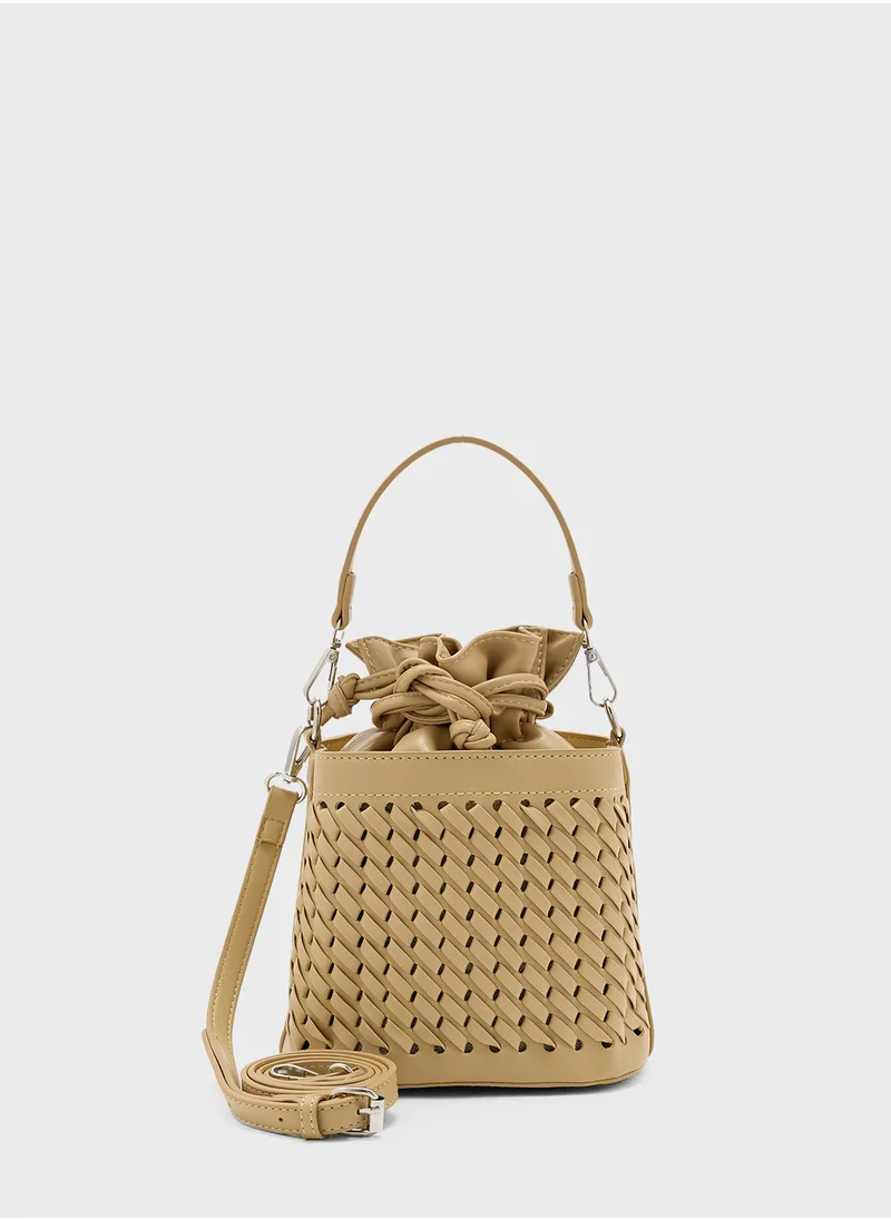 ايلا Weave Detail Bucket Crossbody Bag