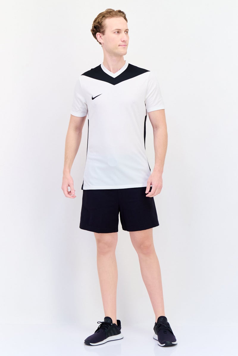 Nike Men Sportswear Fit Training Shorts, Black  - Image 4