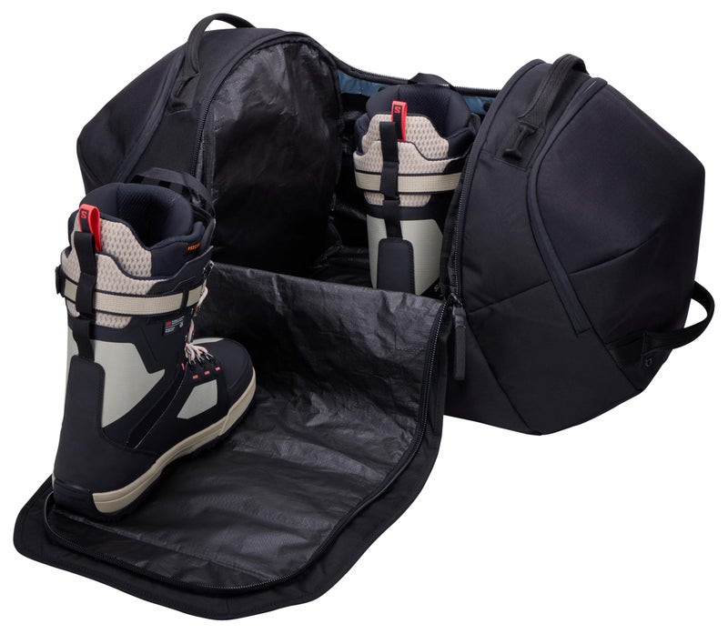 Thule RoundTrip 80L Duffel - Storage compartments to organize and protect gear - Boot bag for ski and snowboard travel - Soft pocket for goggles and helmet - Dry bag included - Image 4