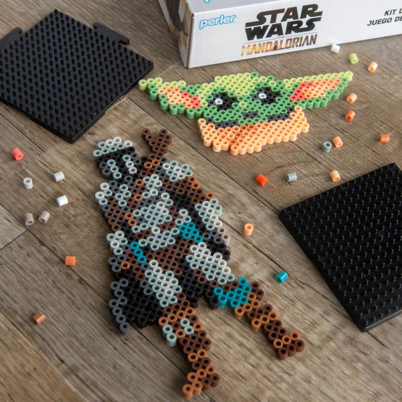 Perler 80-57020 Star Wars' The Mandalorian Fused Bead Kit with 14 Unique Patterns, Multicolor, 4579 Pieces - Image 5