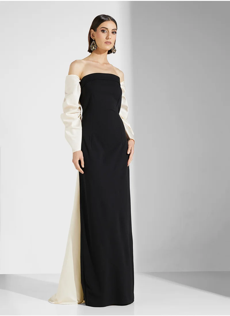 نمشي x Two Toned Off Shoulder Dress With Trail