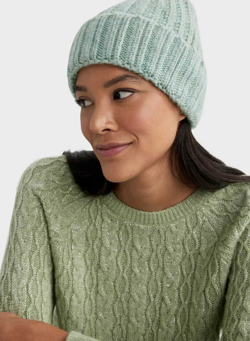 DeFacto Letter Patch Detail Beanie