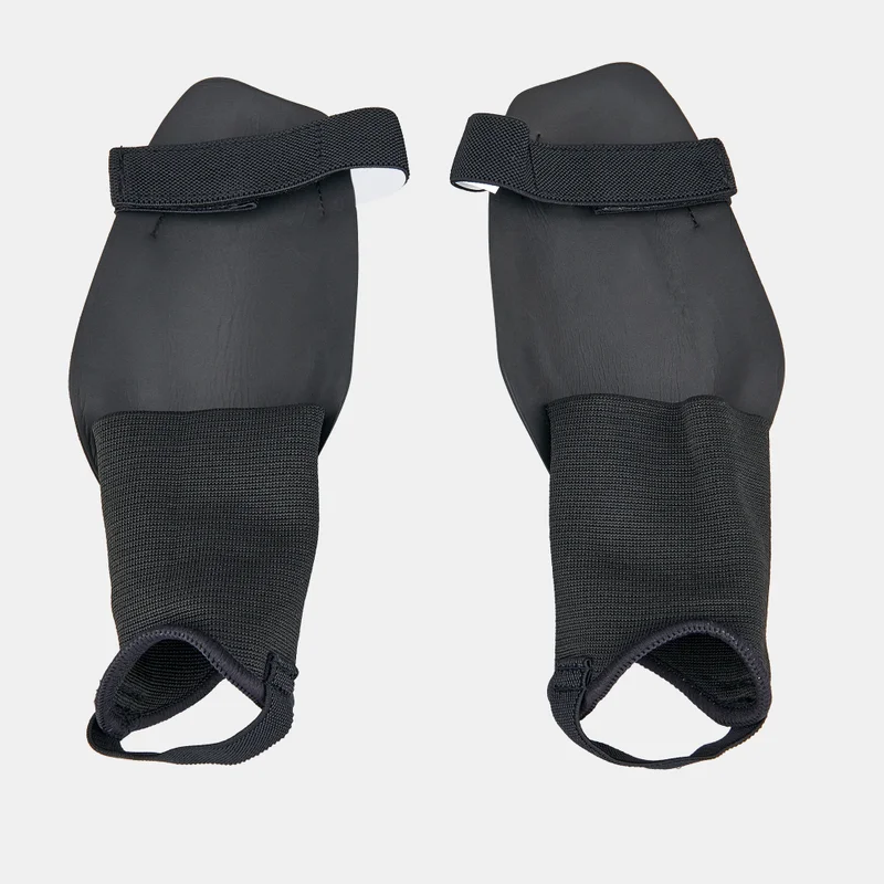 Nike Kids' Charge Football Shin Guard