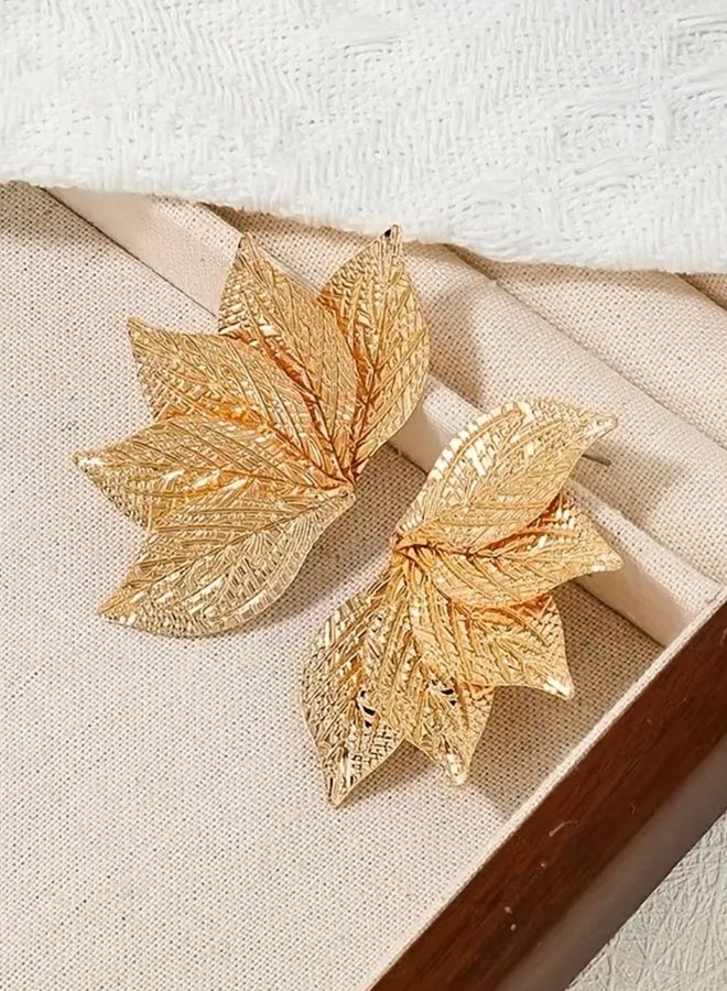 Ready For Chai Pair of Elegant Golden-Tone Fan-Shaped Leaf Stud Earrings for Women - Simple Yet Chic Alloy Design, Ideal for Daily Wear, Novelty Earrings - Image 2